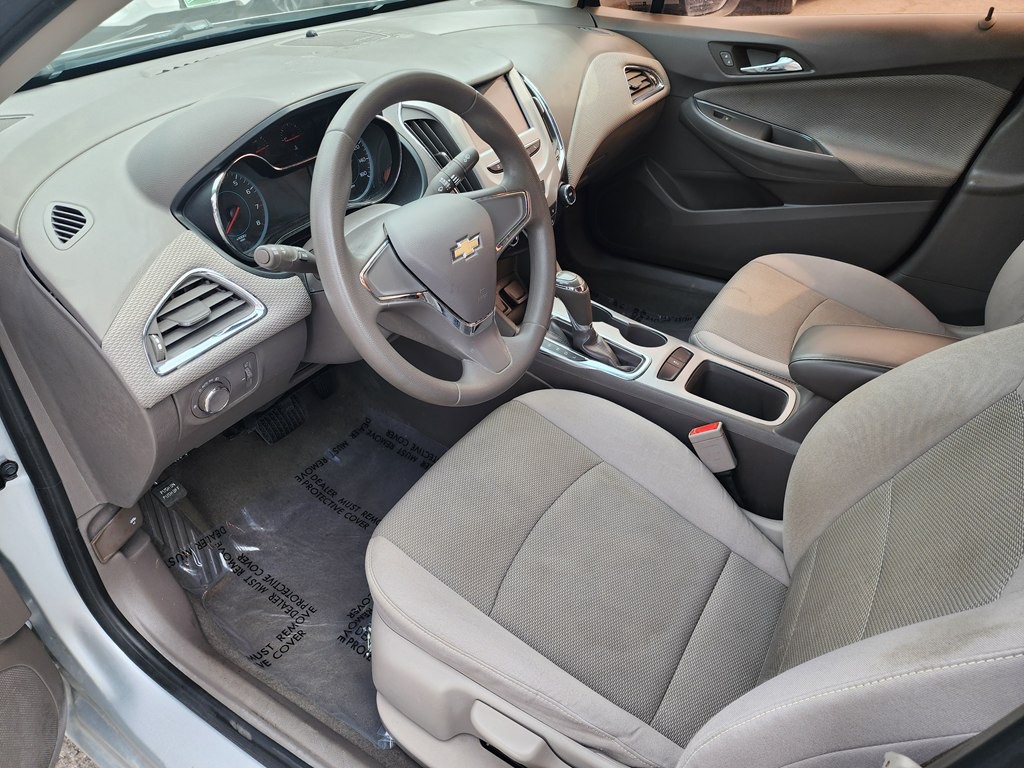 2017 Chevrolet Cruze Image 11