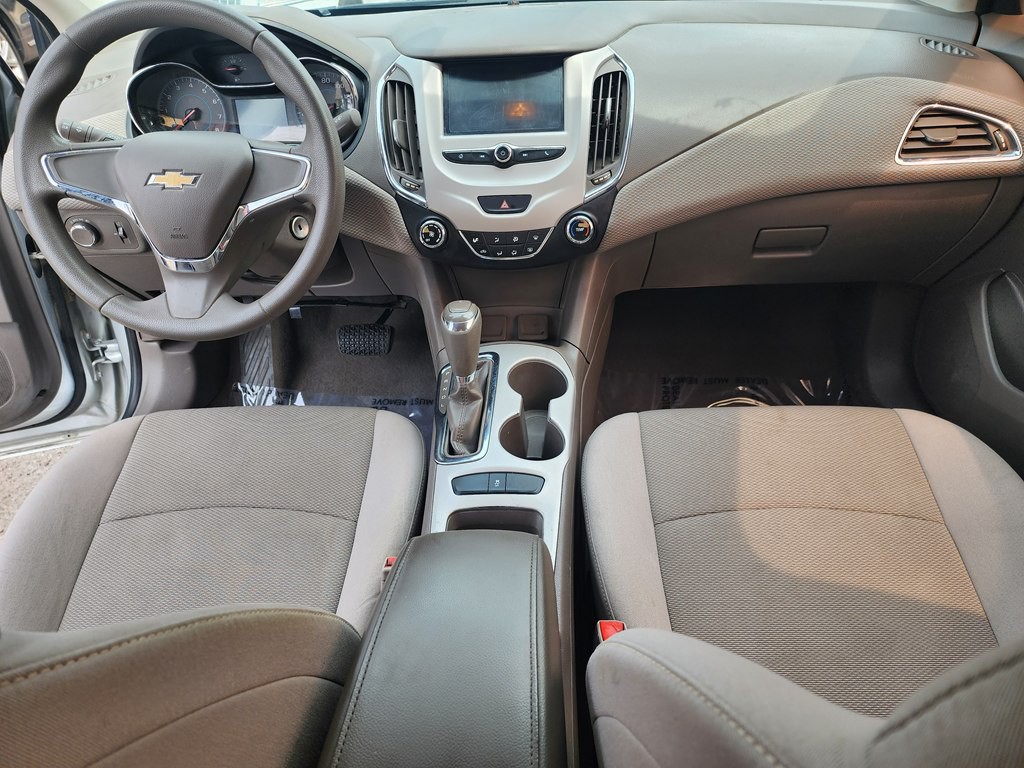 2017 Chevrolet Cruze Image 12