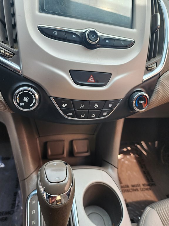 2017 Chevrolet Cruze Image 17