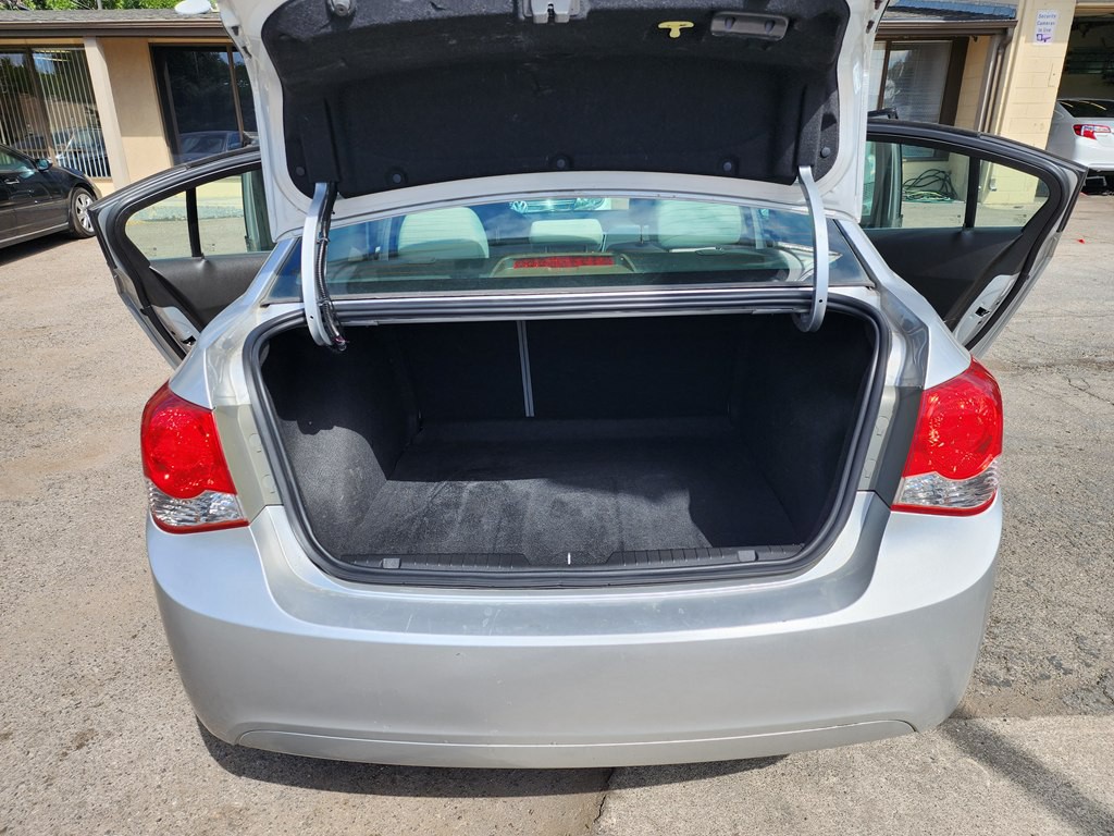 2011 Chevrolet Cruze Image 9