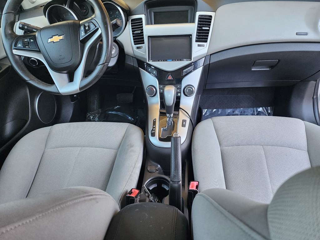 2011 Chevrolet Cruze Image 13