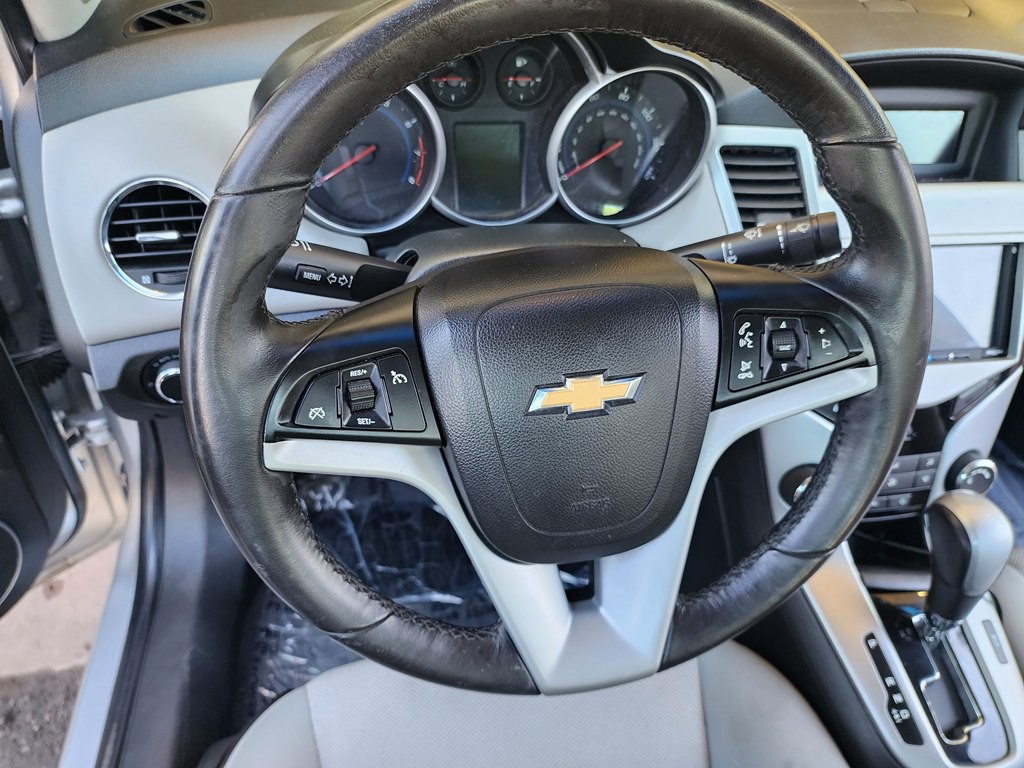 2011 Chevrolet Cruze Image 18