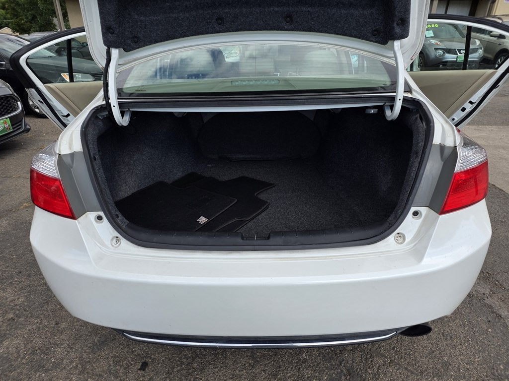 2014 Honda Accord Image 9