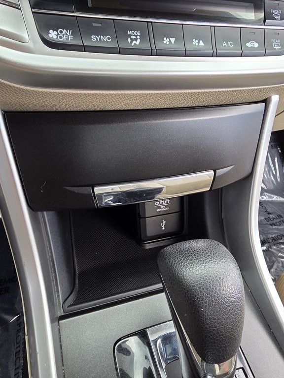 2014 Honda Accord Image 25
