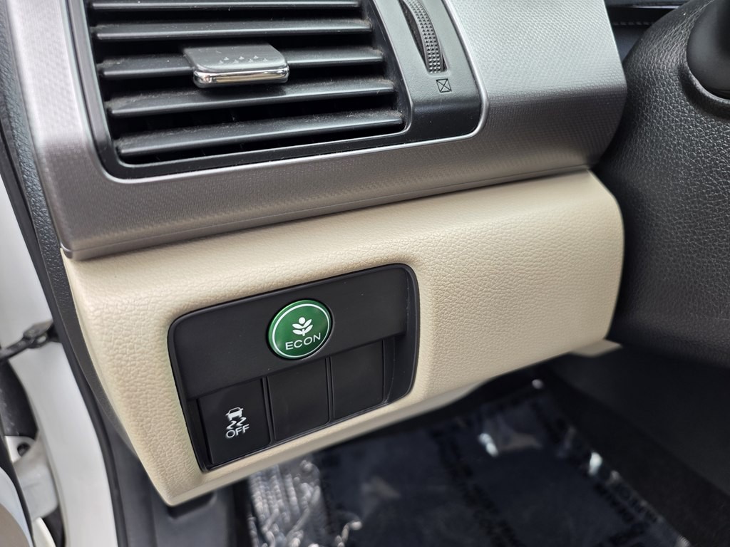 2014 Honda Accord Image 28