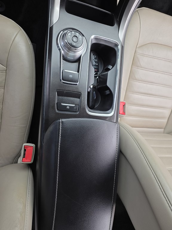 2018 Ford Fusion Image 24