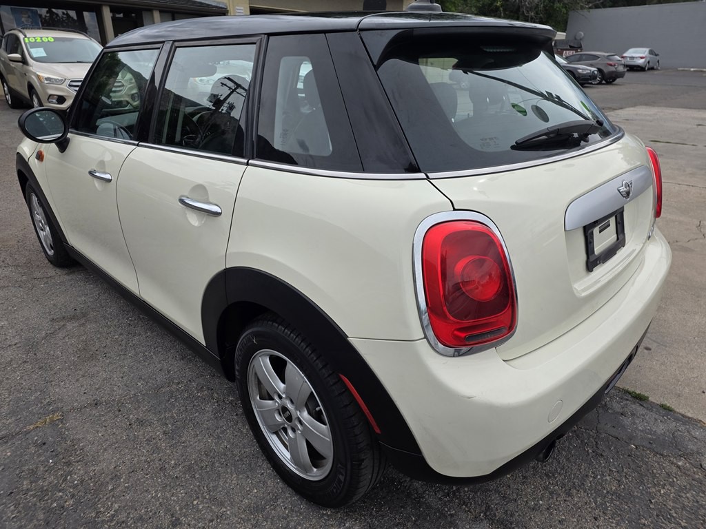 2015 MINI Cooper Image 5