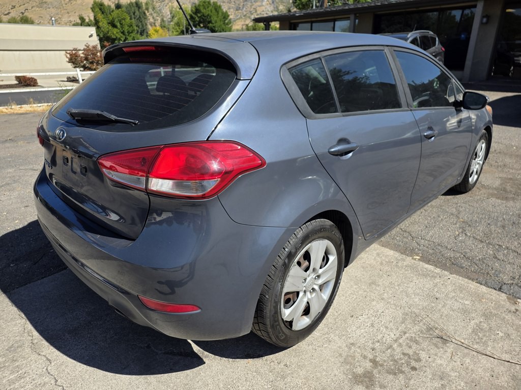2016 Kia Forte Image 7