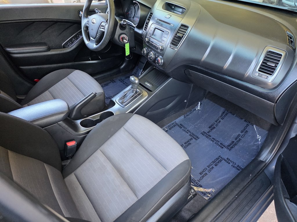 2016 Kia Forte Image 13