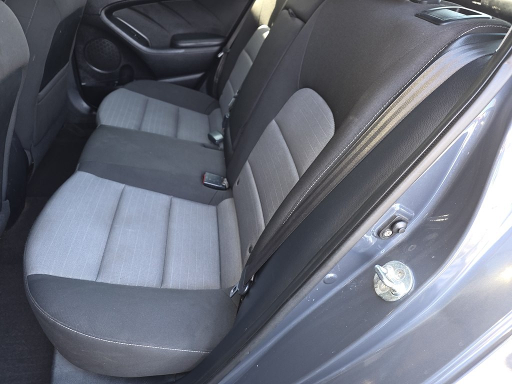 2016 Kia Forte Image 14
