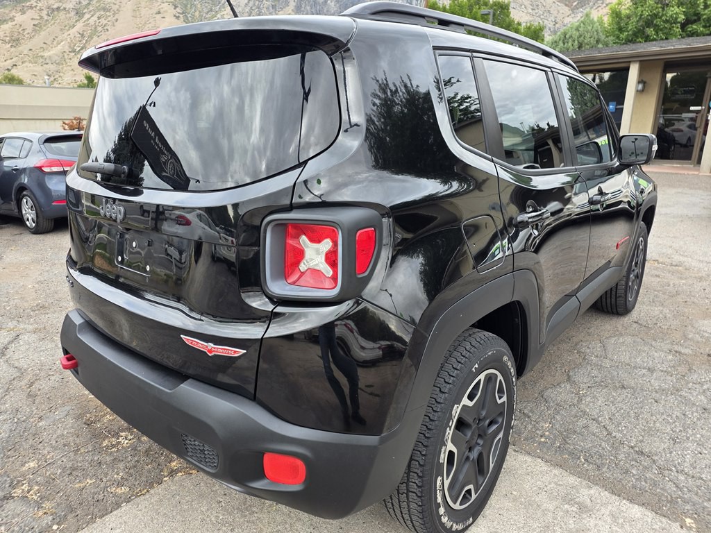 2015 Jeep Renegade Image 9