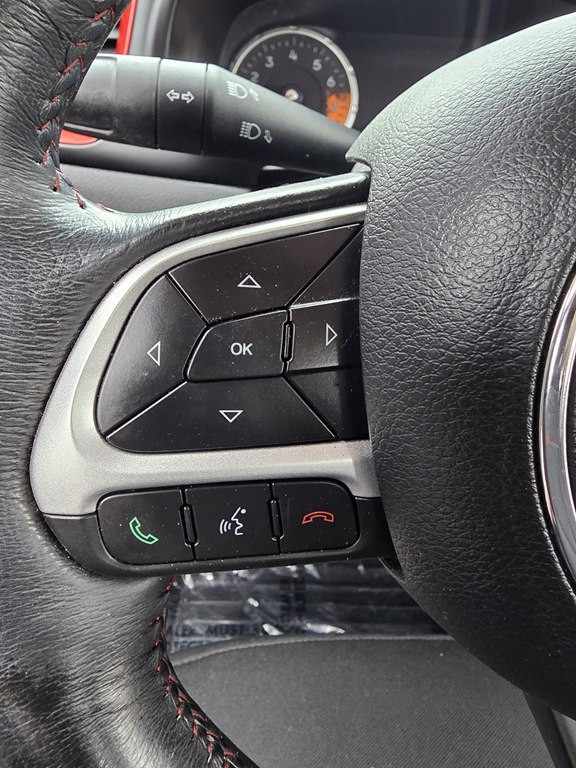 2015 Jeep Renegade Image 22