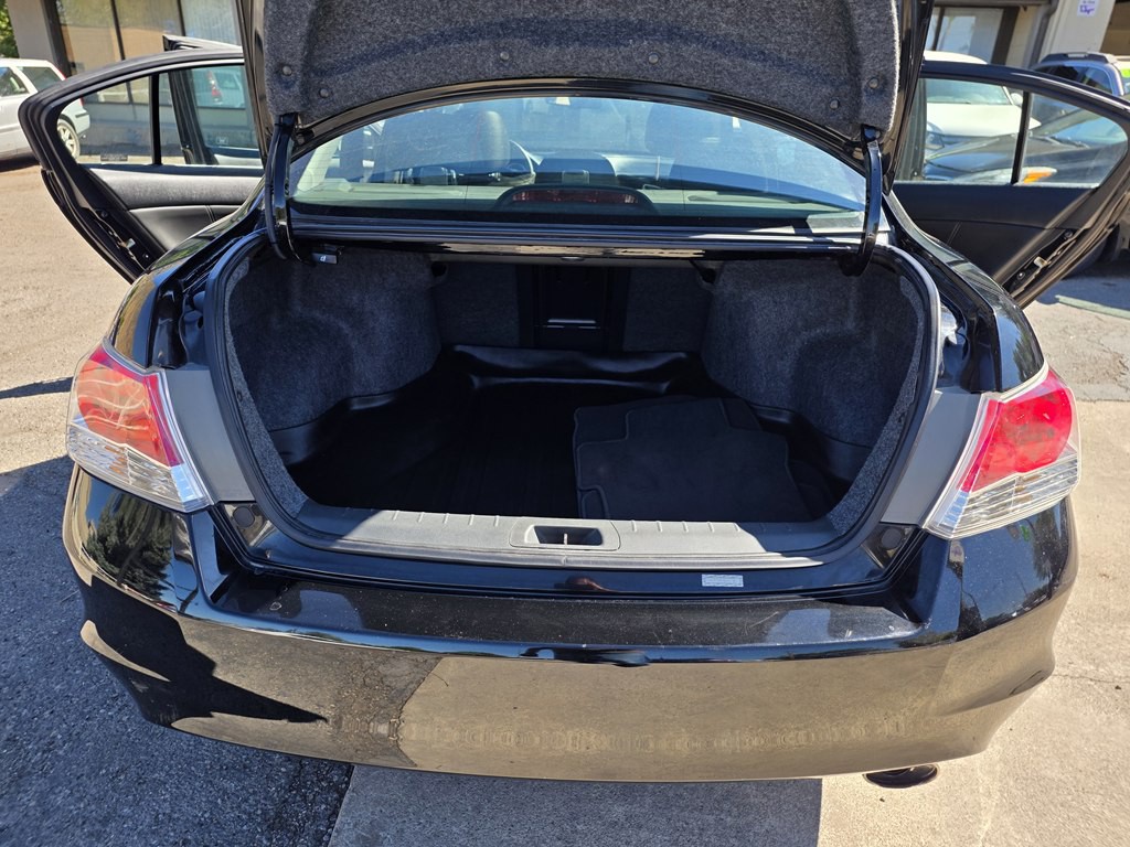 2012 Honda Accord Image 9