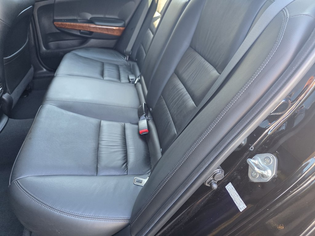 2012 Honda Accord Image 15