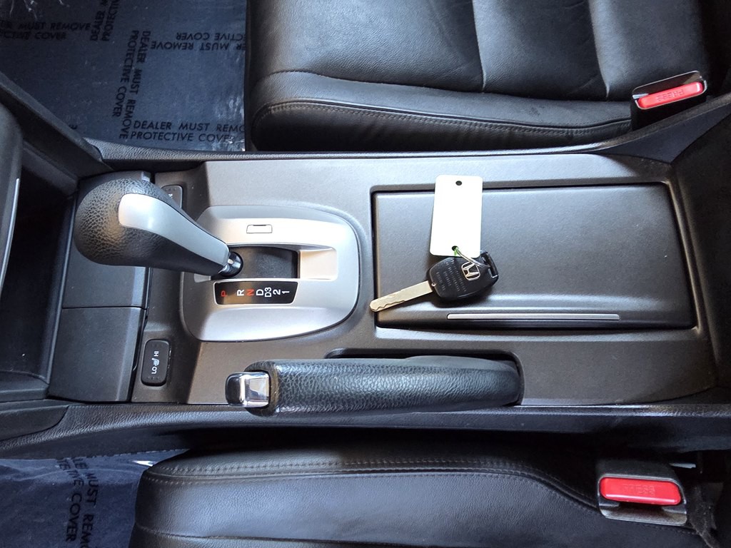 2012 Honda Accord Image 24