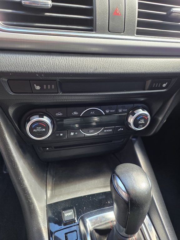2014 Mazda Mazda3 Image 24