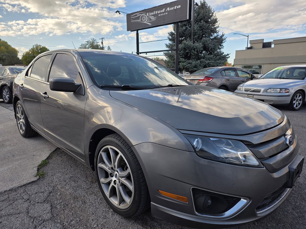 2012 Ford Fusion Image 1