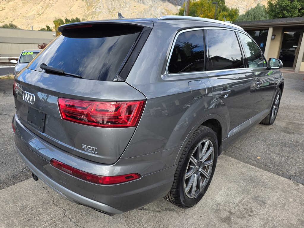2017 Audi Q7 Image 6