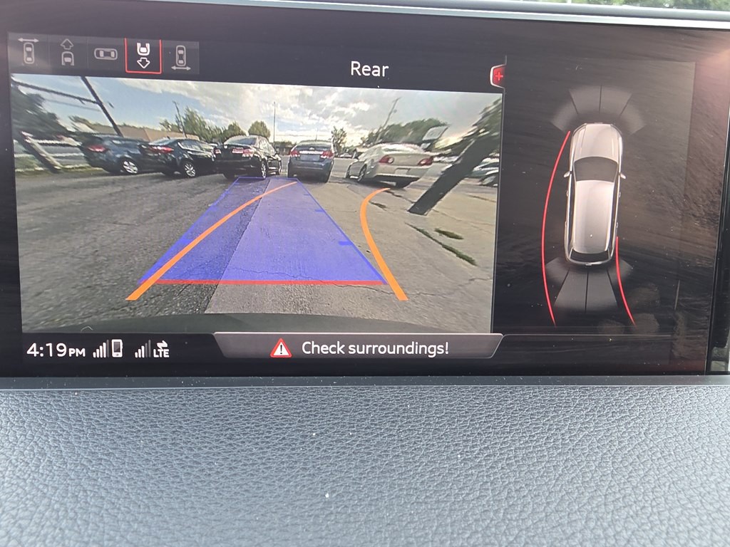 2017 Audi Q7 Image 11