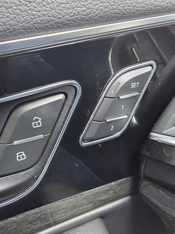 2017 Audi Q7 Image 36