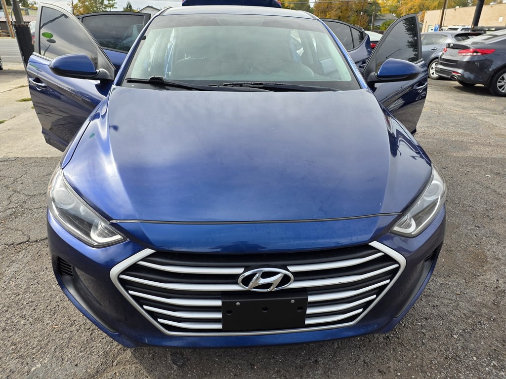 2018 Hyundai Elantra Image 3
