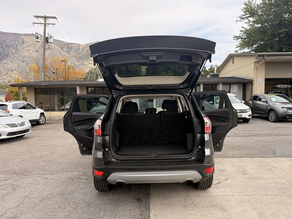 2017 Ford Escape Image 10