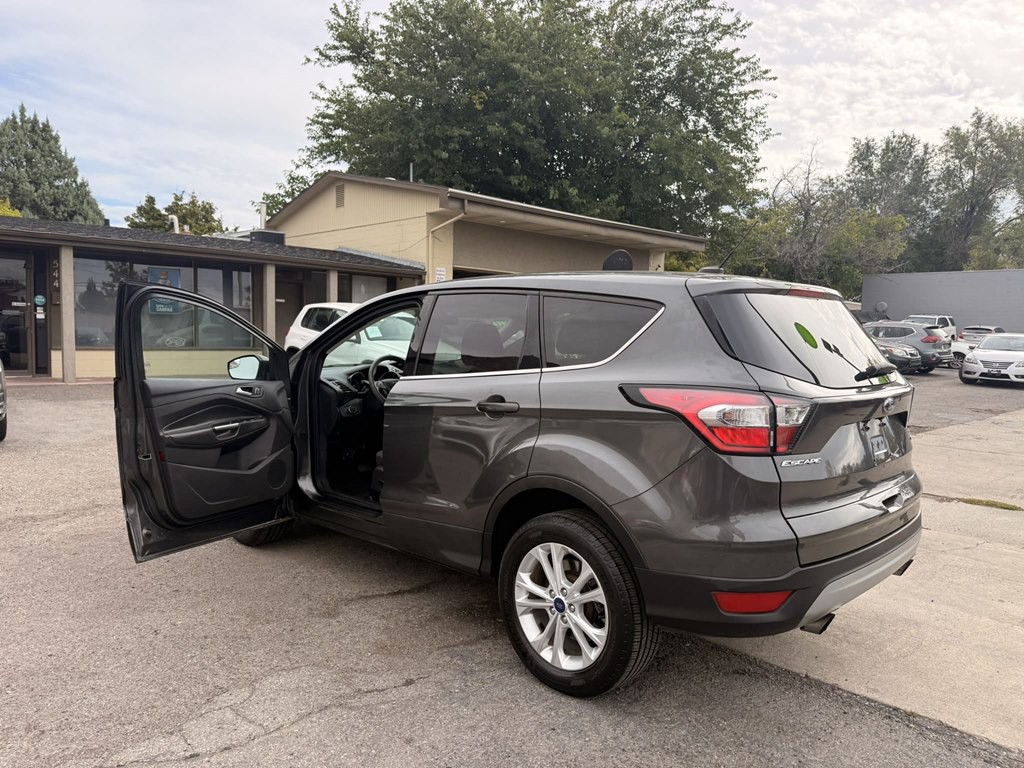 2017 Ford Escape Image 17