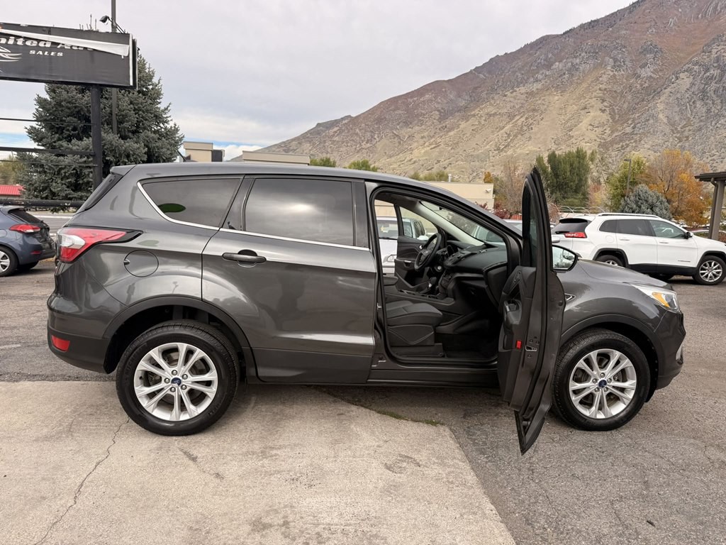 2017 Ford Escape Image 19