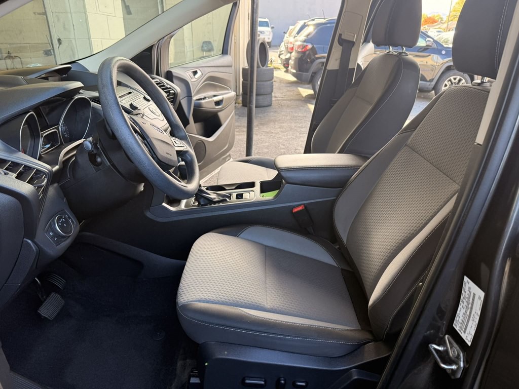 2017 Ford Escape Image 24