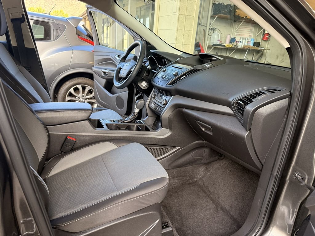 2017 Ford Escape Image 41