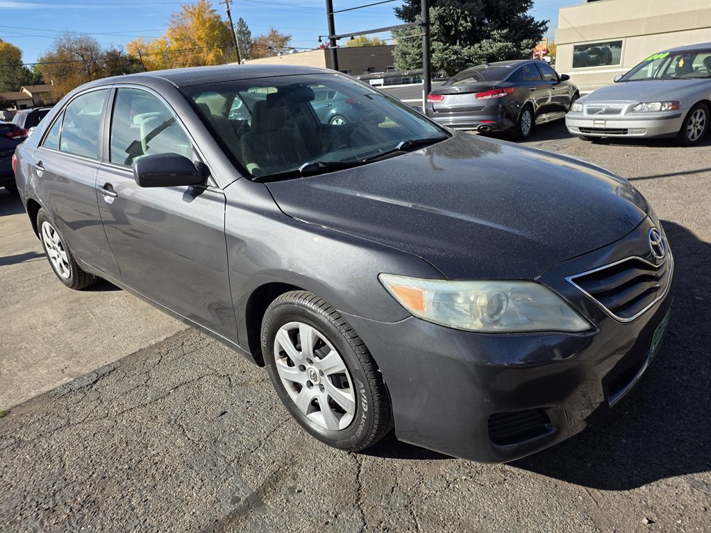 2011 Toyota Camry Image 1