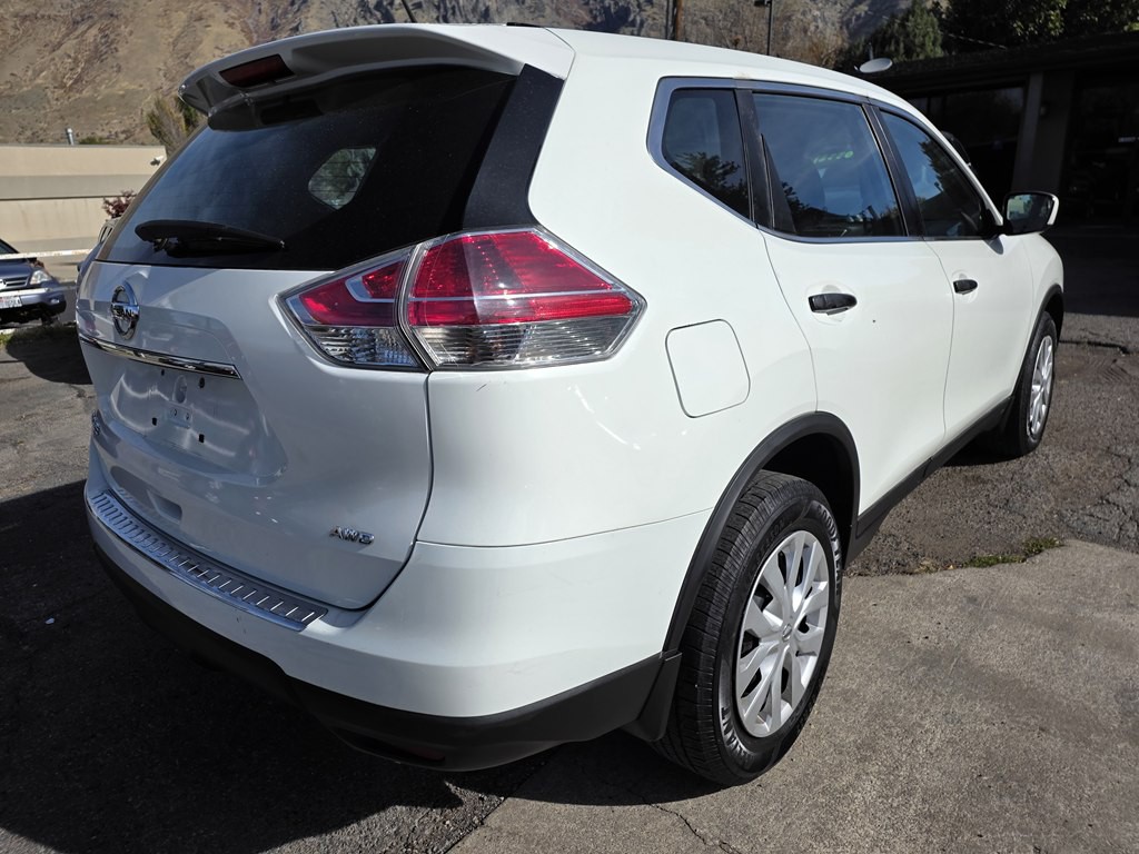 2016 Nissan Rogue Image 8