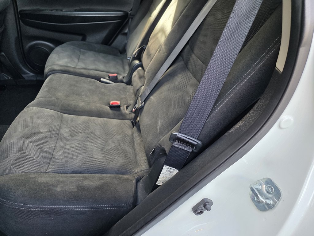 2016 Nissan Rogue Image 17