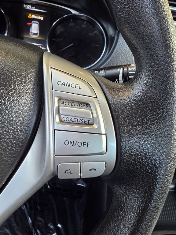 2016 Nissan Rogue Image 22