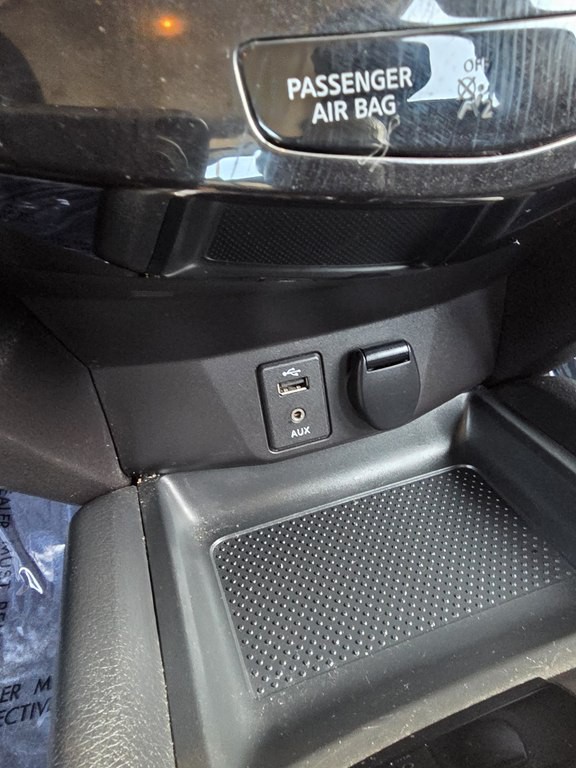 2016 Nissan Rogue Image 27