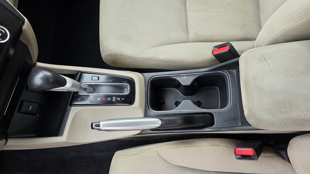 2013 Honda Civic Image 16