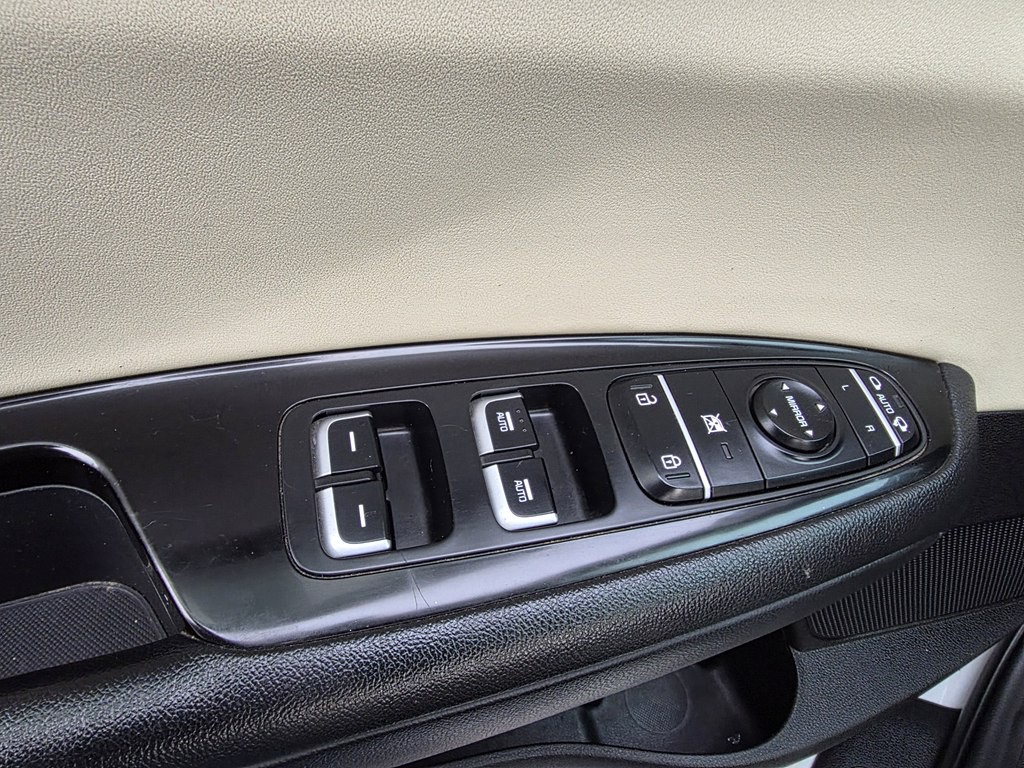 2016 Kia Optima Image 36