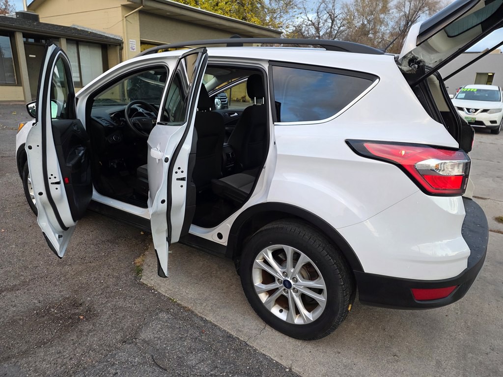 2018 Ford Escape Image 9