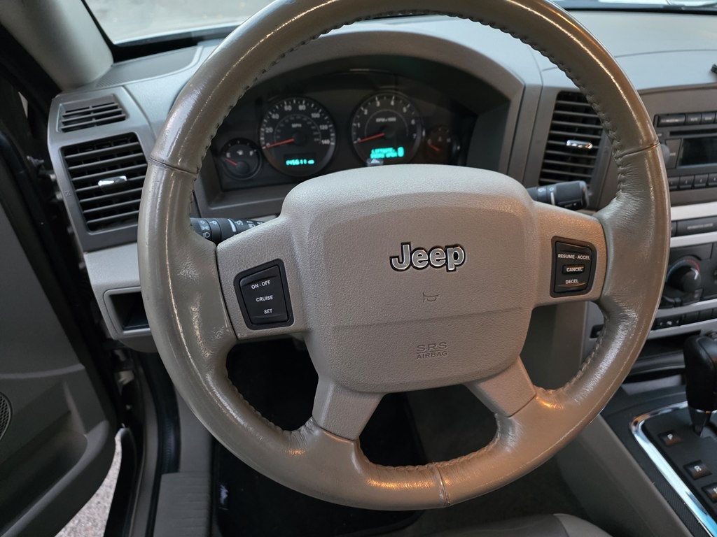 2005 Jeep Grand Cherokee Image 16