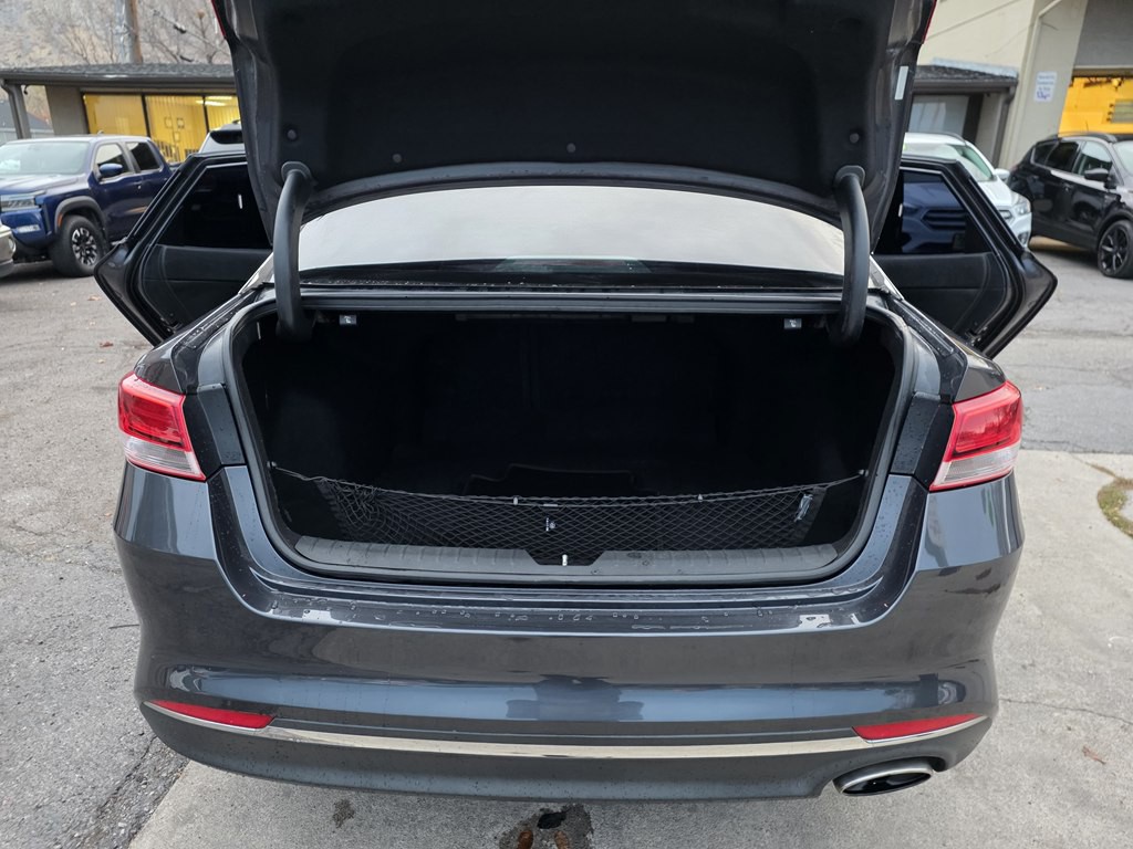 2017 Kia Optima Image 9