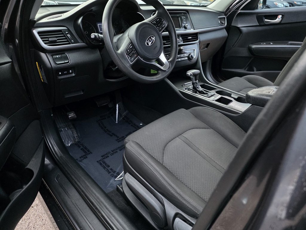 2017 Kia Optima Image 12