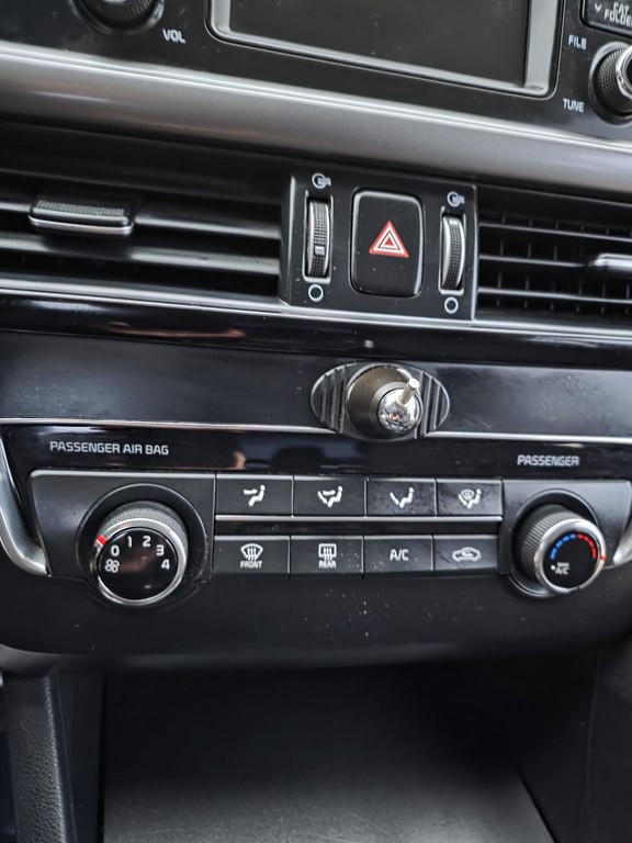 2017 Kia Optima Image 23