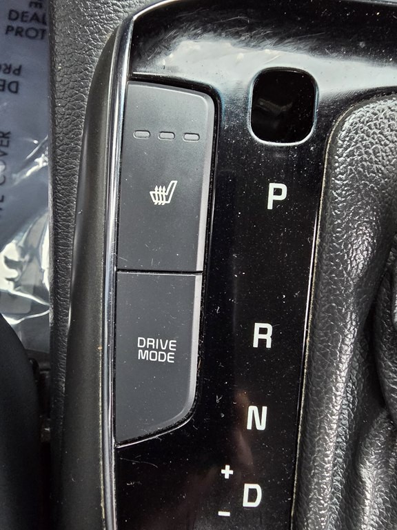 2017 Kia Forte Image 24