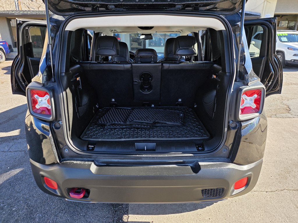 2017 Jeep Renegade Image 8