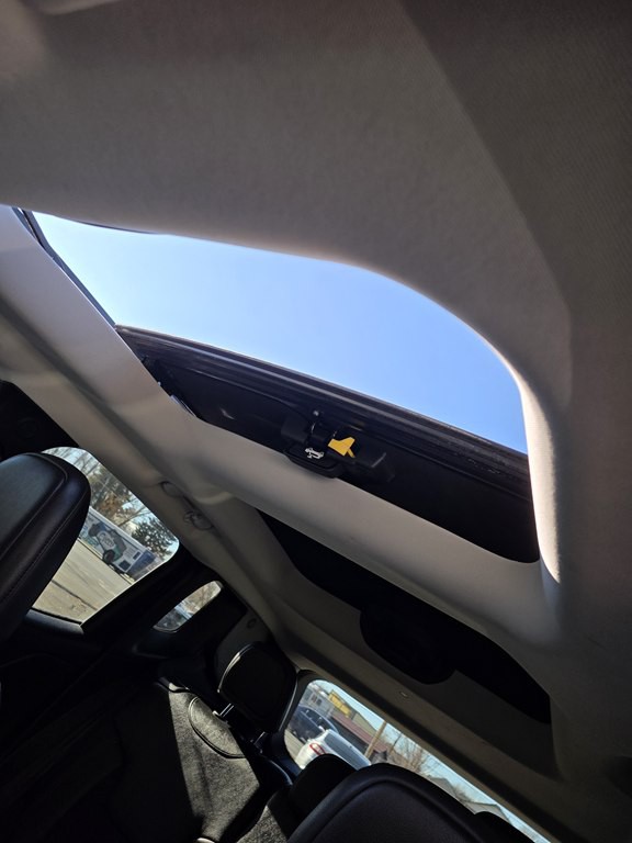 2017 Jeep Renegade Image 11