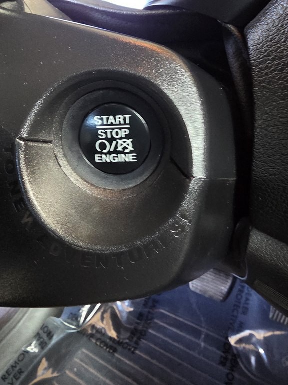 2017 Jeep Renegade Image 26