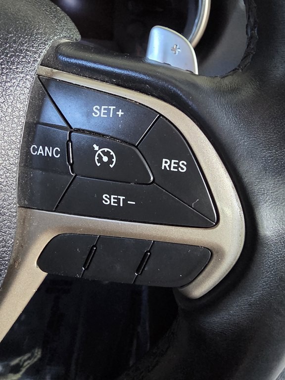 2015 Jeep Grand Cherokee Image 23