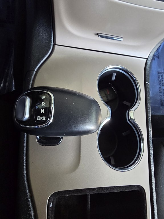 2015 Jeep Grand Cherokee Image 28