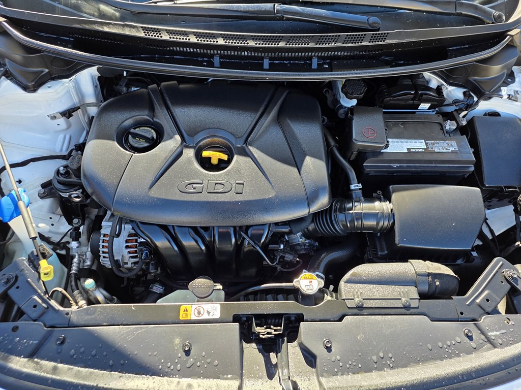 2017 Kia Forte Image 32