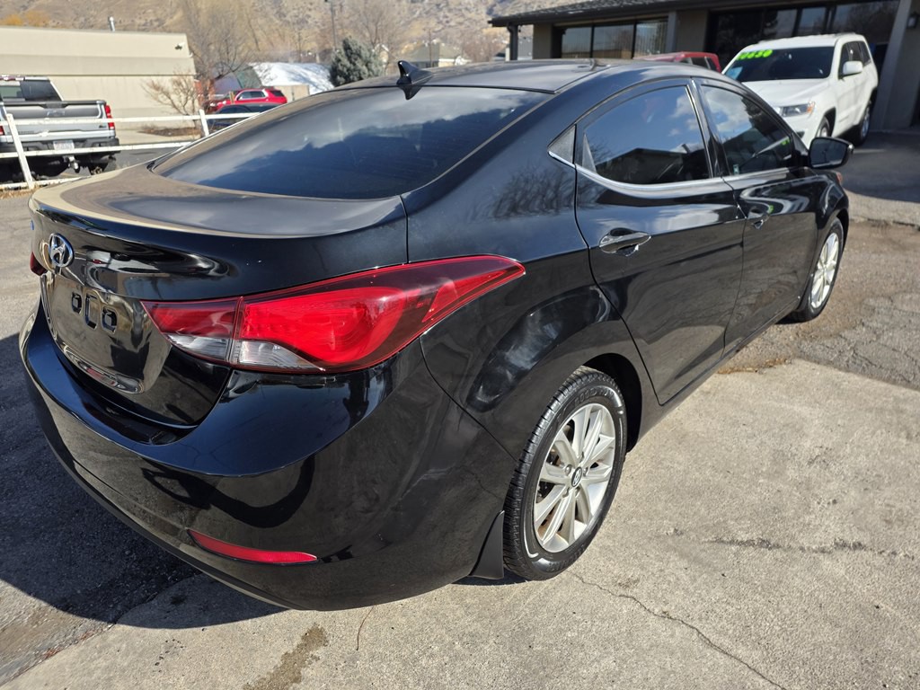 2015 Hyundai Elantra Image 7